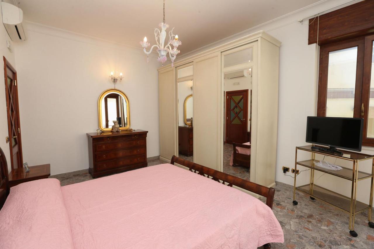 New! Casa Anna Sets In The Heart Of Amalfi Apartment Bagian luar foto