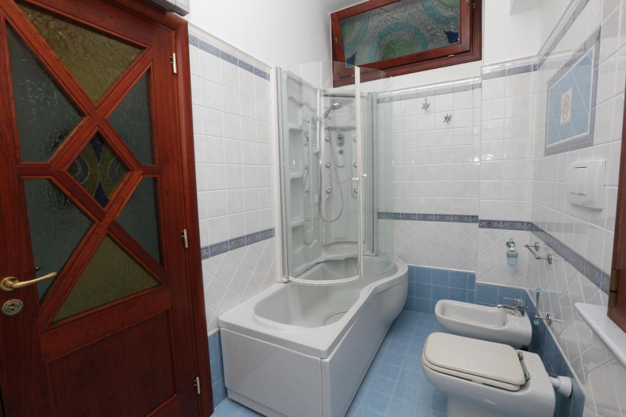 New! Casa Anna Sets In The Heart Of Amalfi Apartment Bagian luar foto